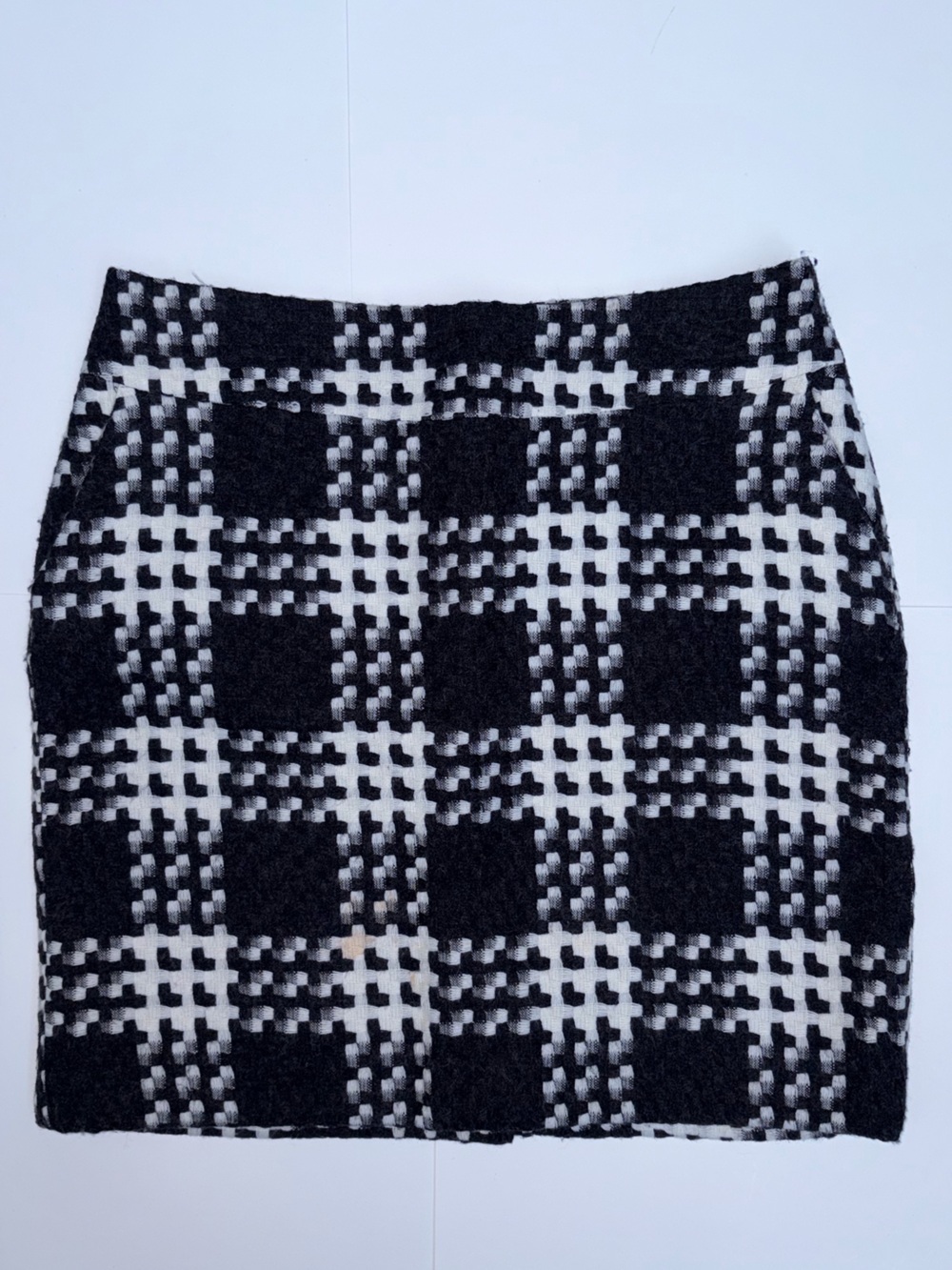 Merona Black and White Check/Plaid Wool pencil skirt
